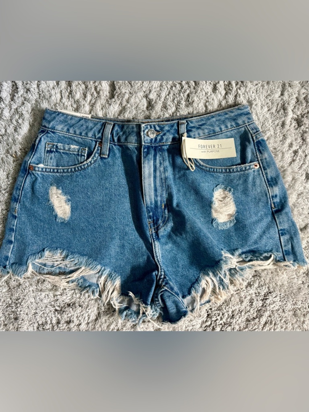 NWT Forever 21 High Rise Distressed Denim Shorts Size 27 Raw Hem Festival